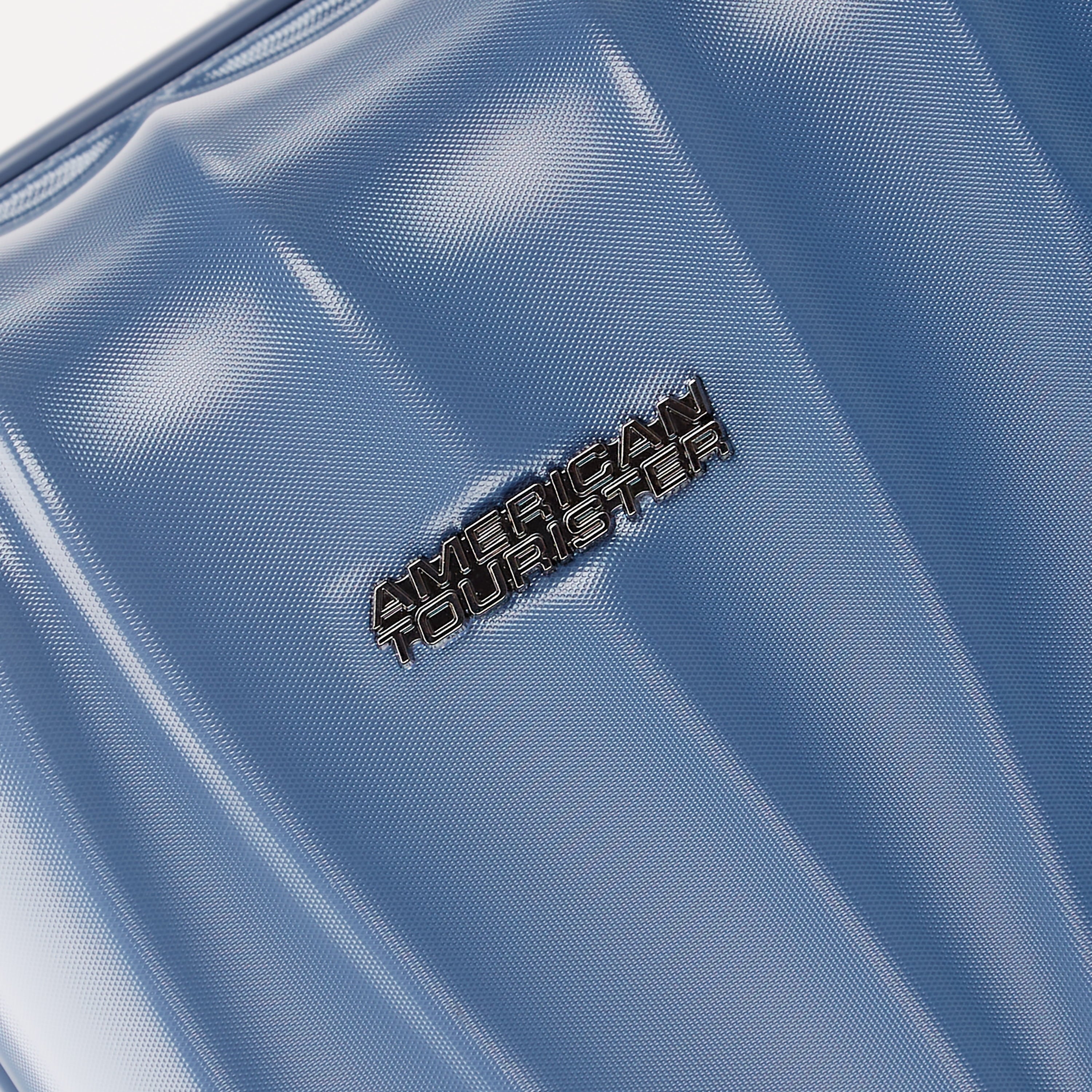 Cascade 24" Hardside Medium Checked Upright Spinner Luggage